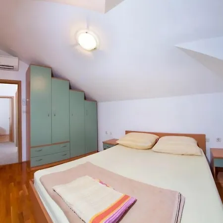 Apartment Spacious 80m2 Great Location