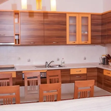 Apartmán Spacious 80m2 Great Location *